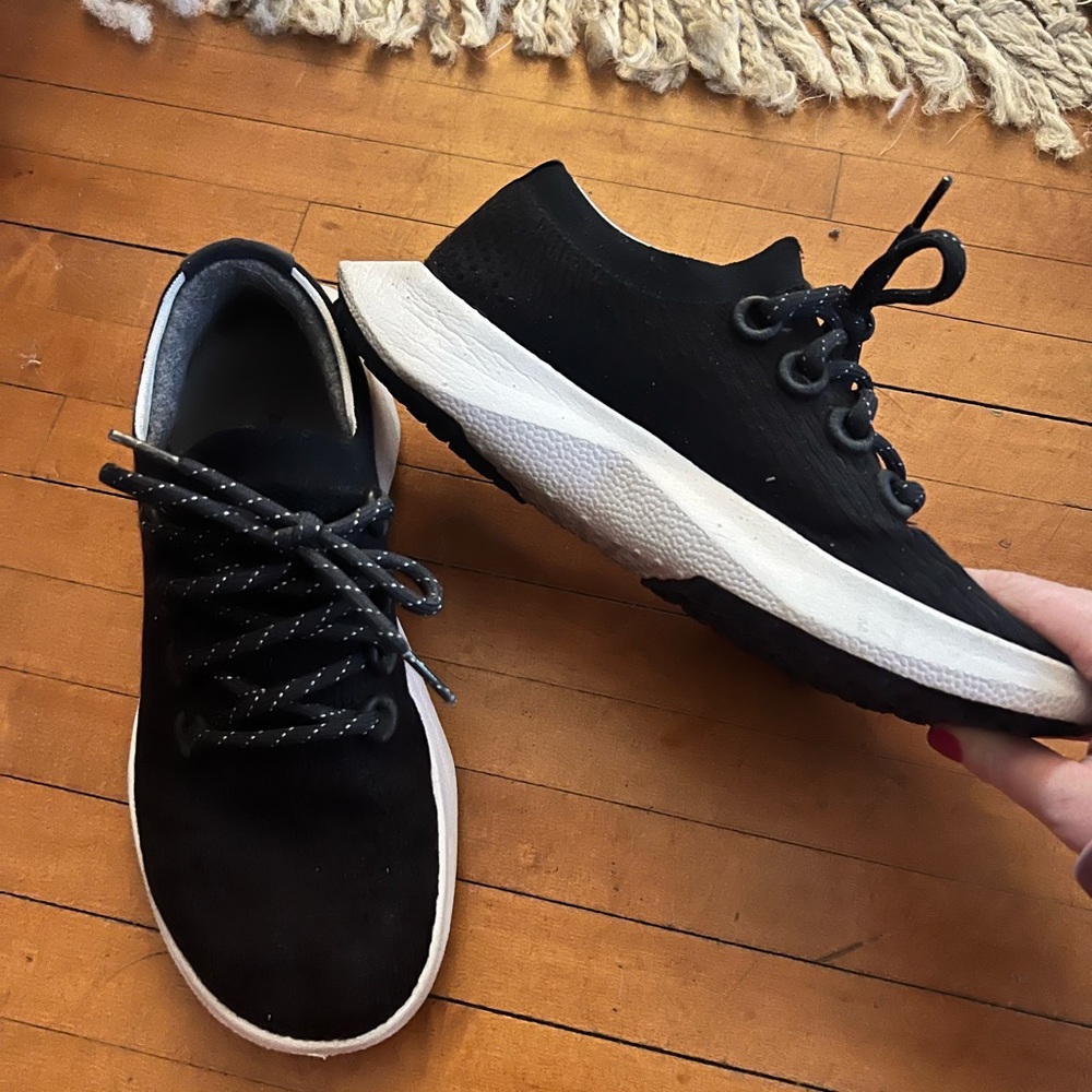 All Birds Tree Dasher 2- Size 9. (Blizzard Sole)